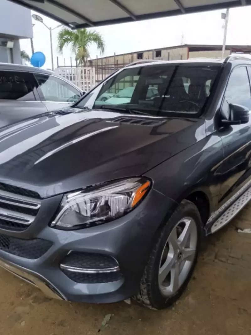 Mercedes-Benz GLE 350