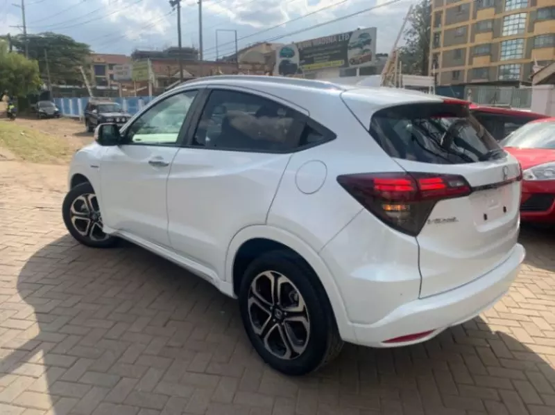 Honda Vezel Hybrid   - 2018