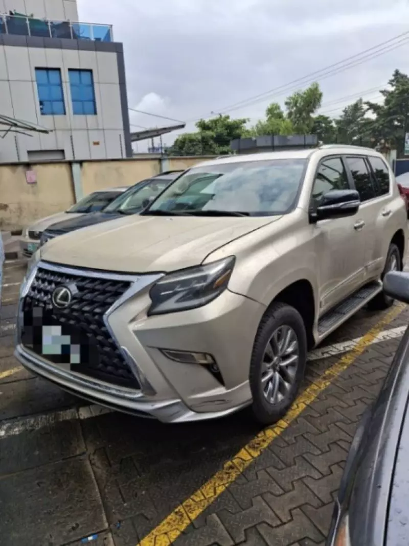 Lexus GX 460   - 2017