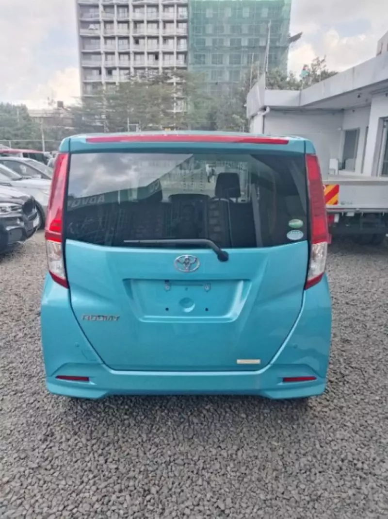 Toyota Roomy   - 2018