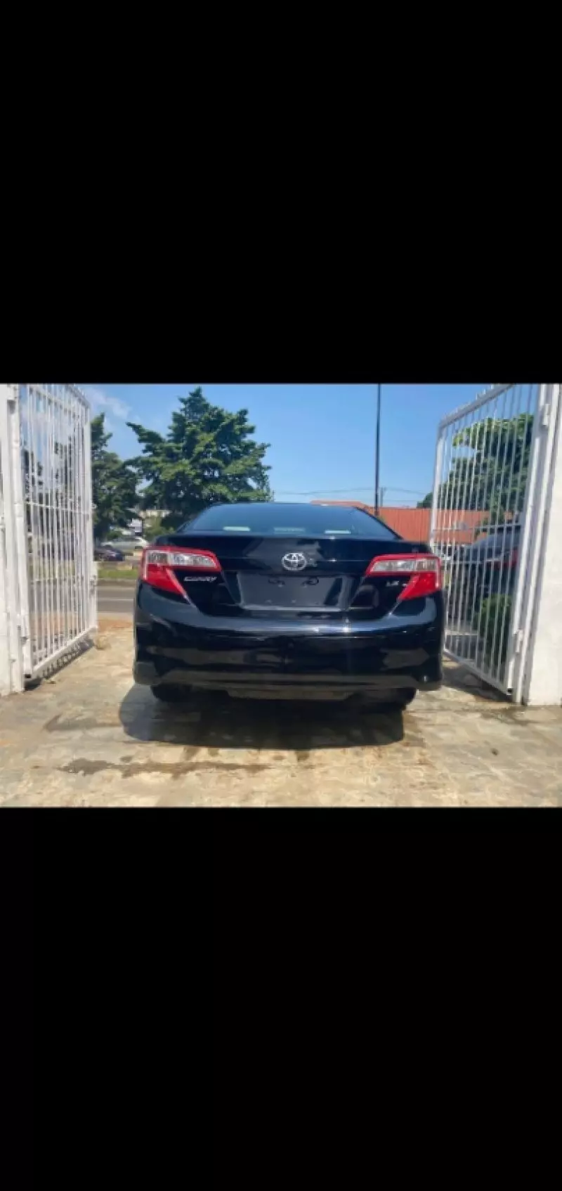 Toyota Camry   - 2013