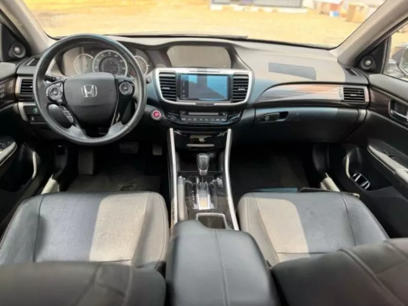 Honda Accord   - 2016