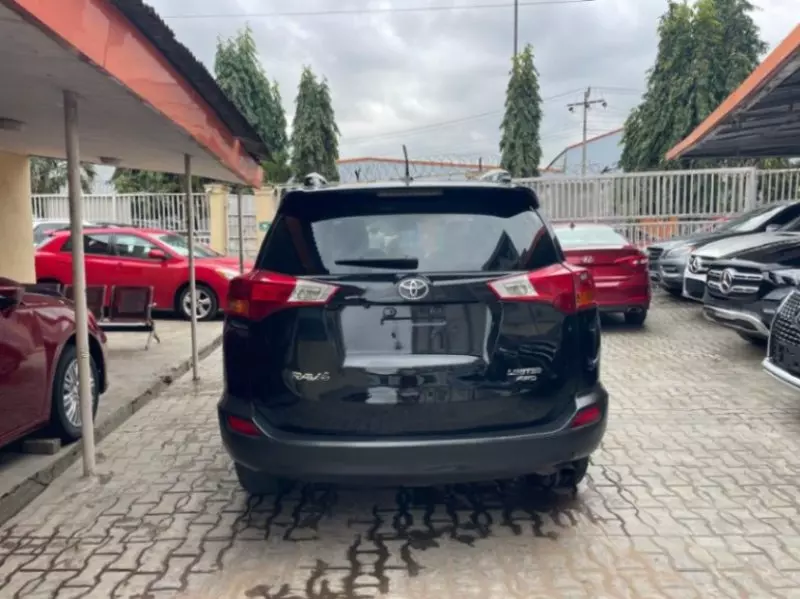 Toyota RAV 4   - 2014