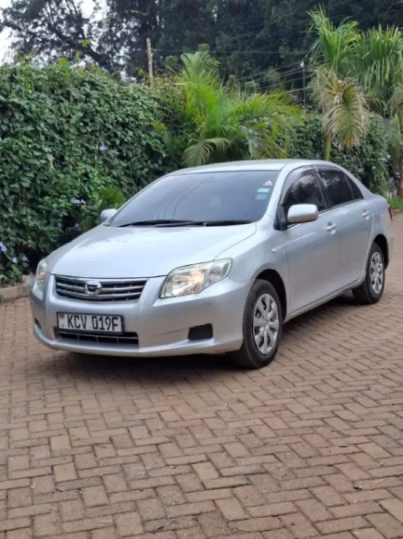 Toyota Axio    - 2012
