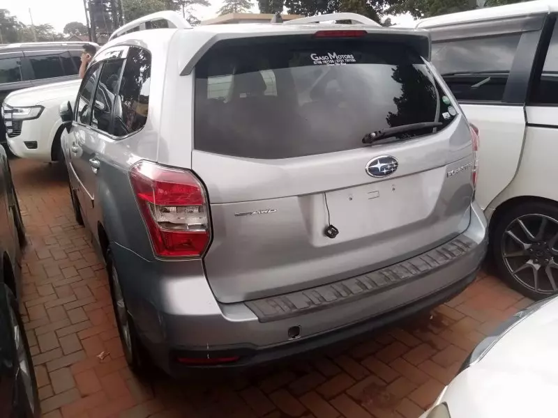 Subaru Forester   - 2015