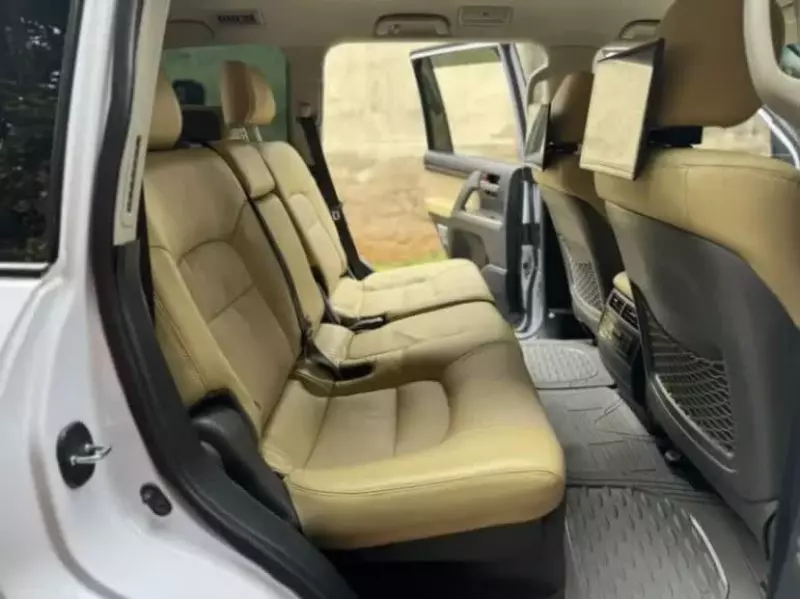 Toyota Land Cruiser   - 2008
