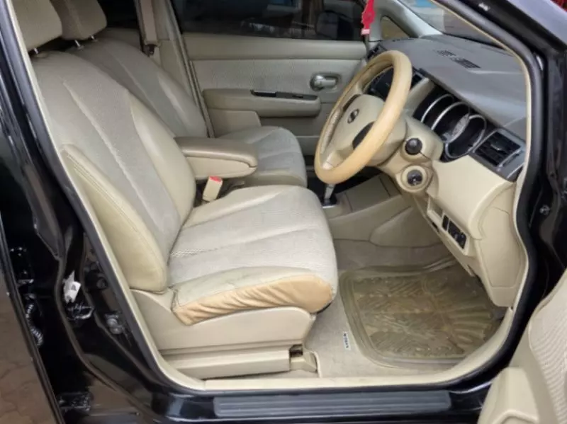 Nissan Sentra   - 2008