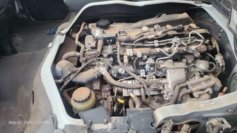 Toyota Hiace   - 2011