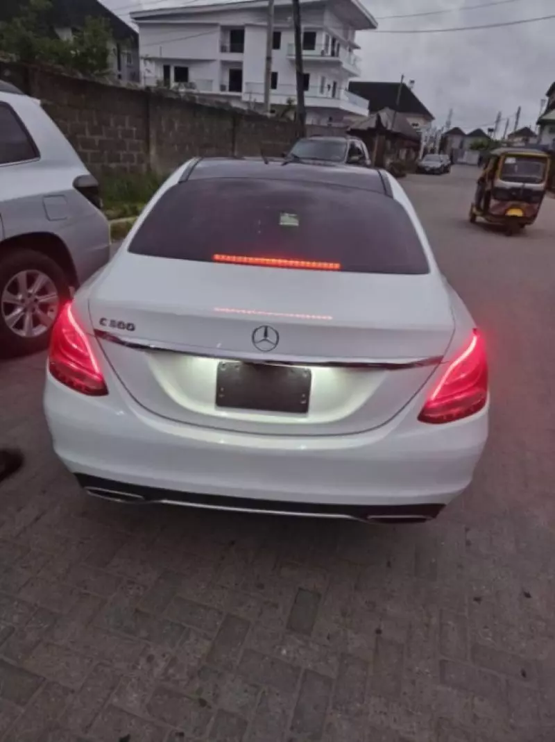 Mercedes-Benz C 300   - 2017