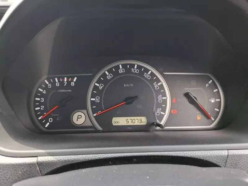 Toyota Noah   - 2014