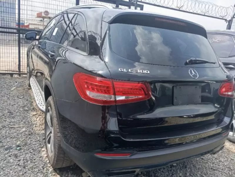 Mercedes-Benz GLC 300