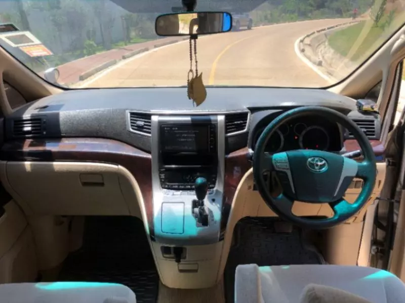 Toyota Alphard - 2014