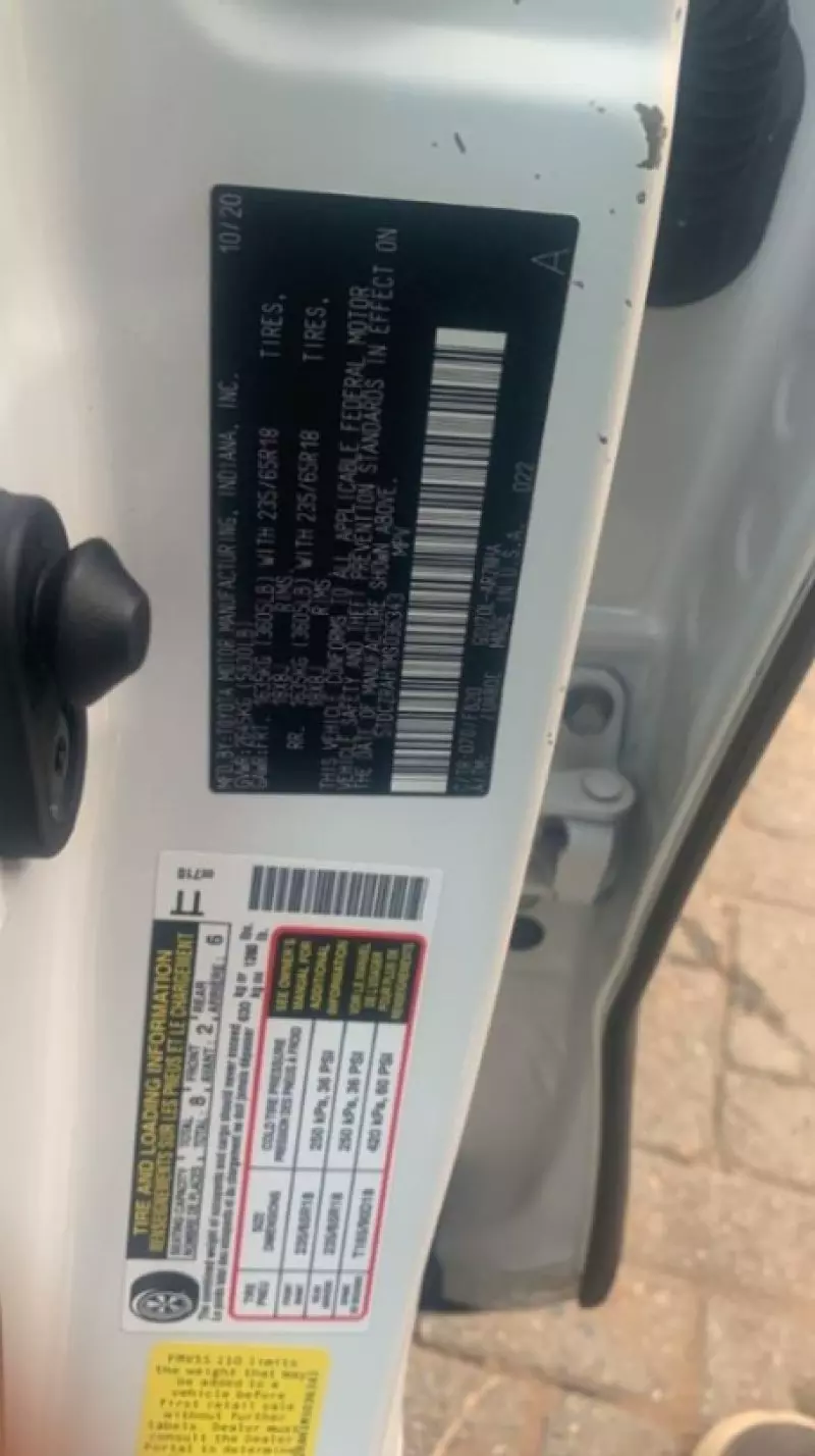 Toyota Highlander   - 2021