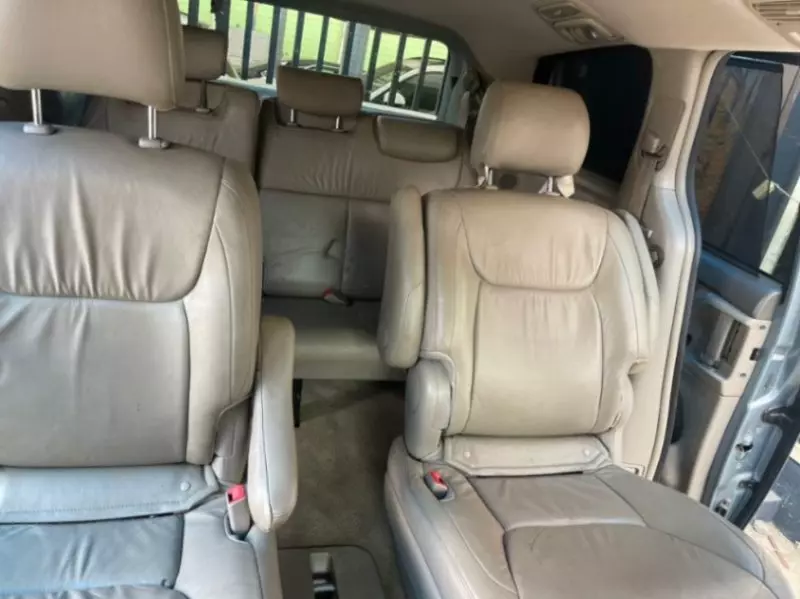 Toyota Sienna   - 2008