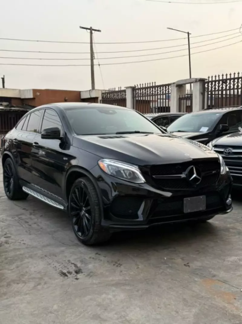 Mercedes-Benz GLE-Class   - 2018