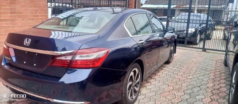 Honda Accord   - 2016