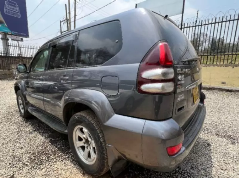 Toyota Landcruiser Prado   - 2004