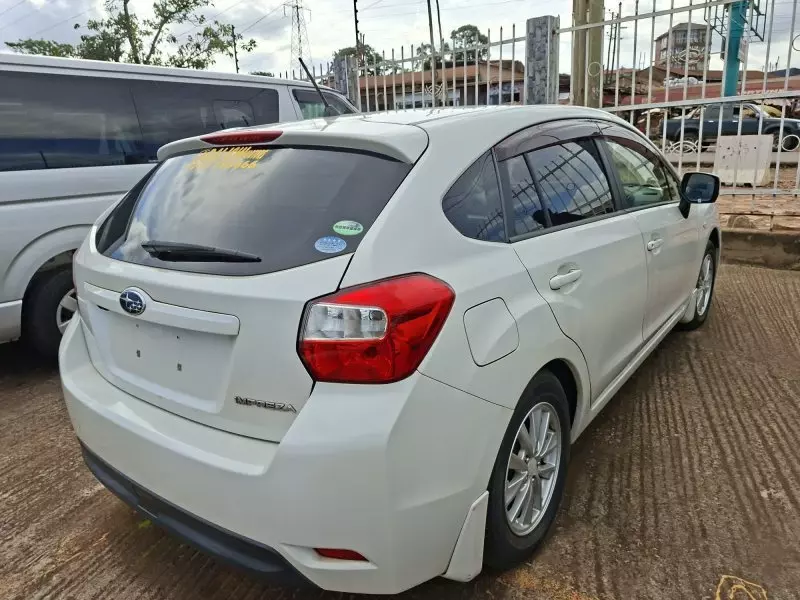 Subaru Impreza   - 2013