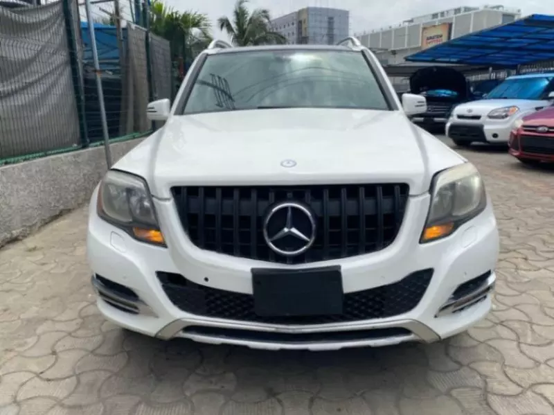 Mercedes-Benz GLK 350   - 2010