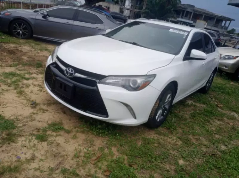 Toyota Camry   - 2017