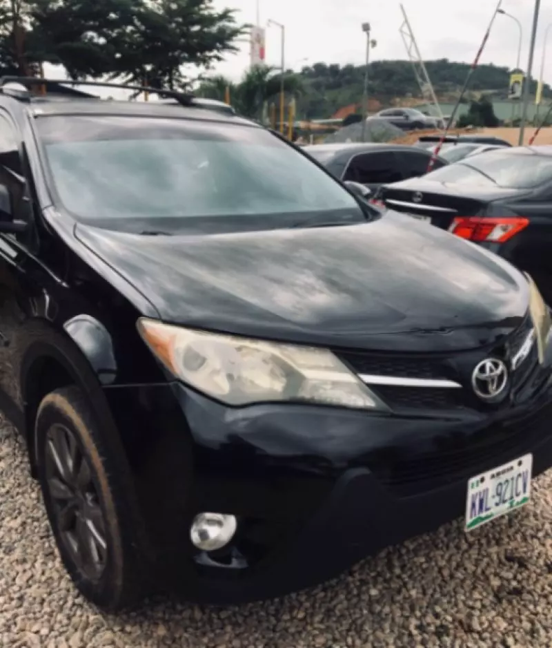 Toyota RAV4   - 2013