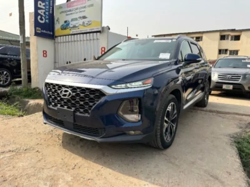 Hyundai Santa Fe - 2019
