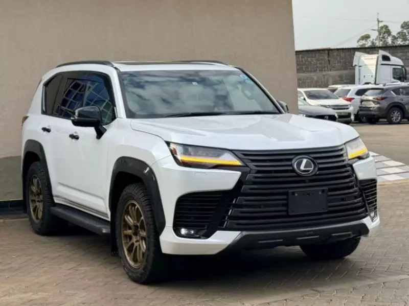 Lexus LX 600   - 2022
