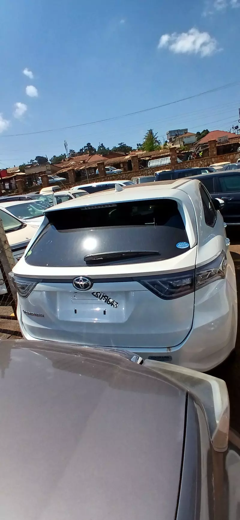 Toyota Harrier   - 2015
