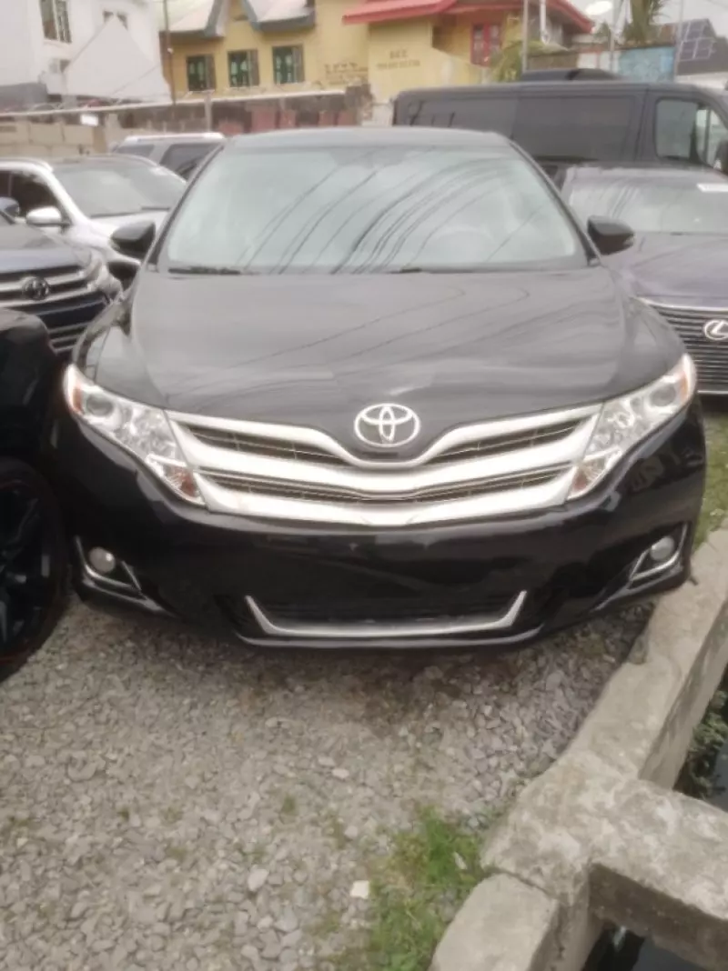 Toyota Venza   - 2014