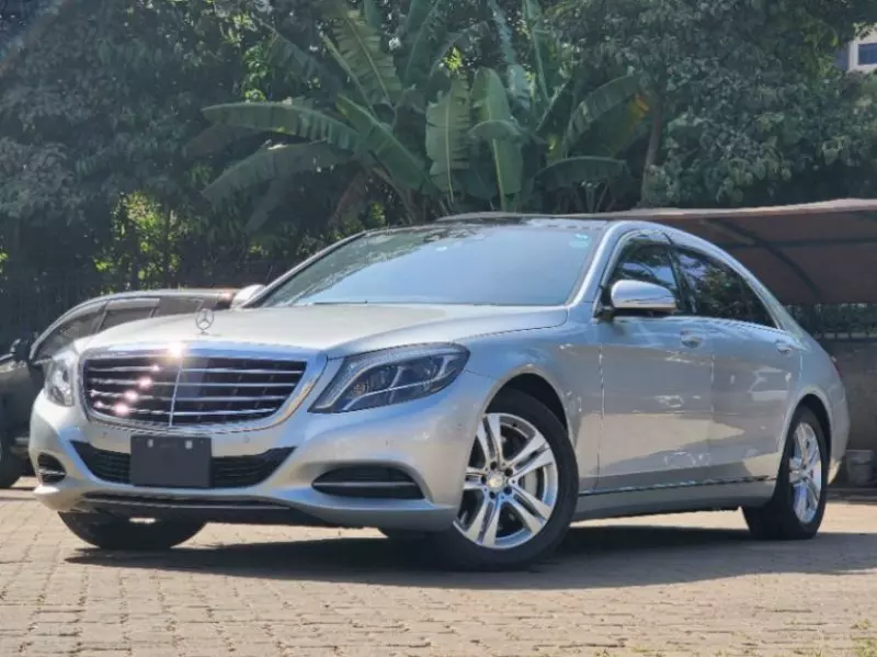 Mercedes-Benz S 550