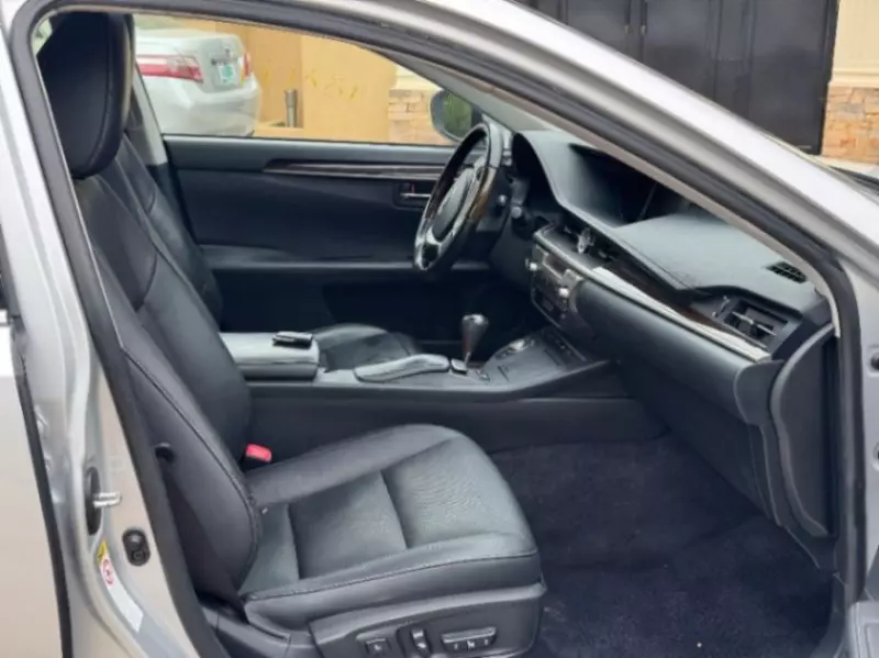 Lexus ES 350   - 2013