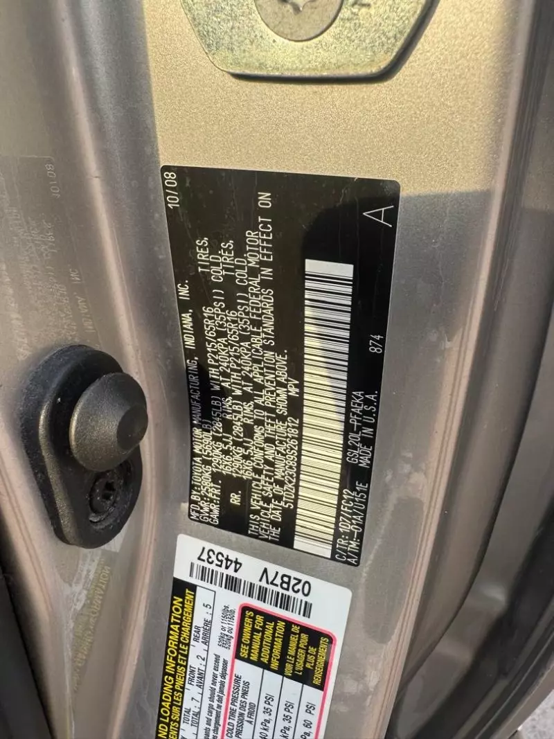 Toyota Sienna   - 2009