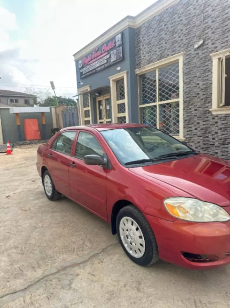 Toyota Corolla   - 2007