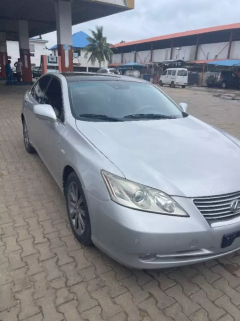 Lexus ES 350   - 2009