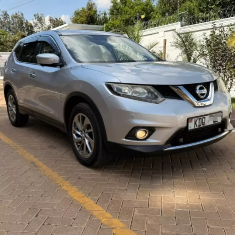Nissan X-Trail   - 2017