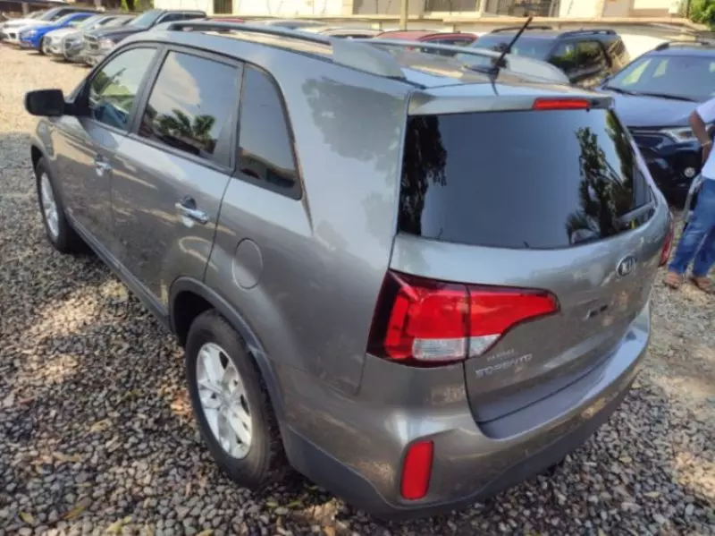 KIA Sorento   - 2015