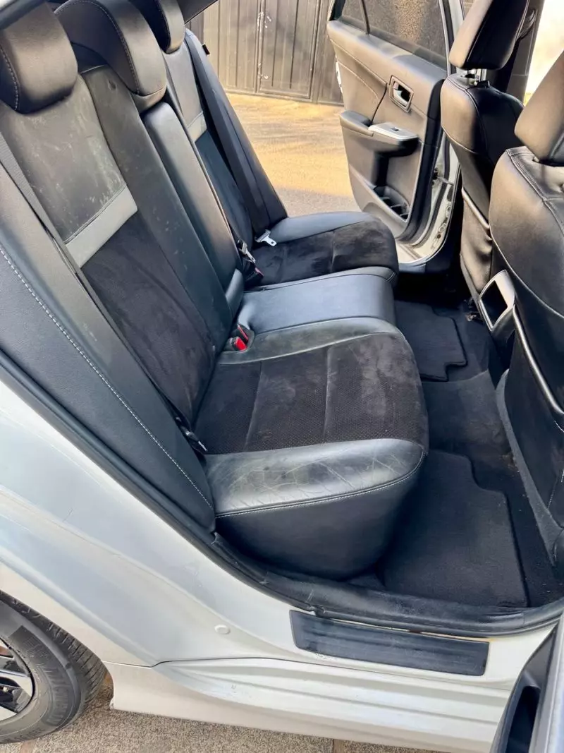 Toyota Camry   - 2013