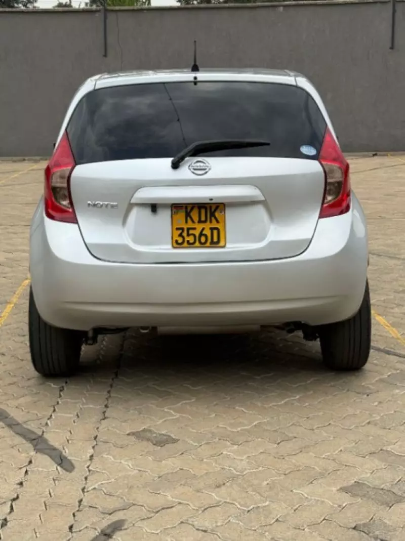 Nissan Note   - 2015