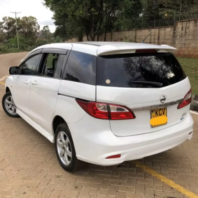 Nissan Lafesta    - 2012