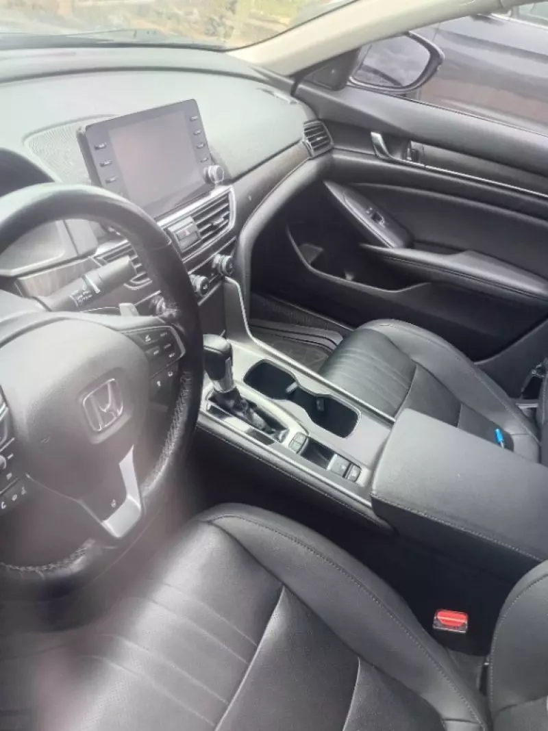 Honda Accord   - 2020