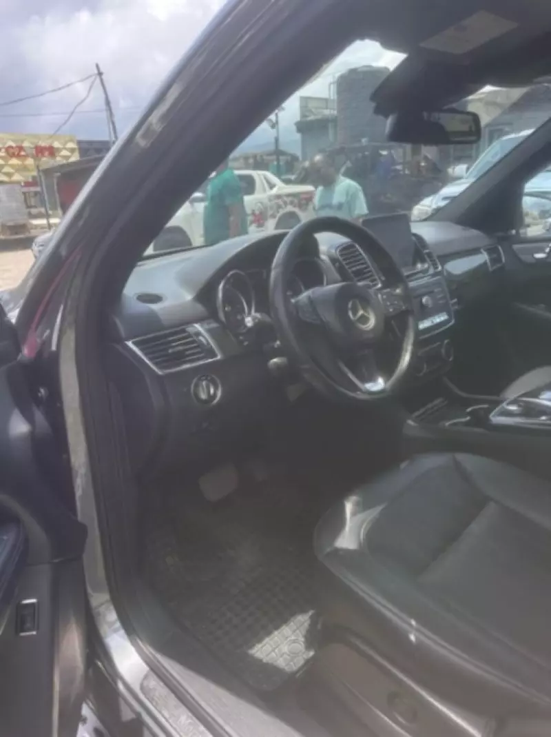 Mercedes-Benz GLE 350   - 2018