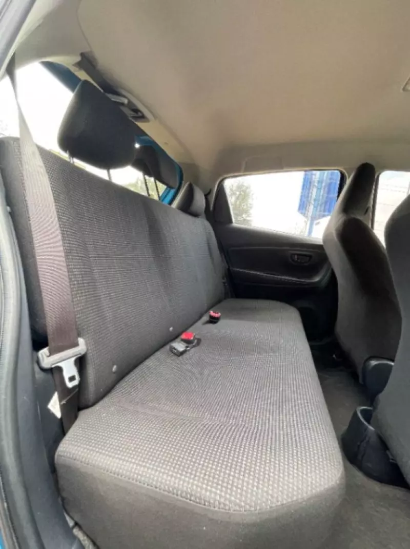 Toyota Vitz   - 2017