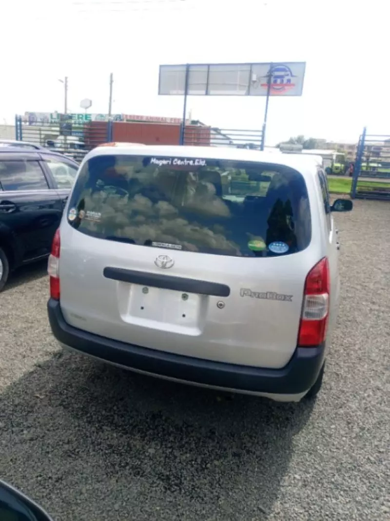 Toyota Probox    - 2018
