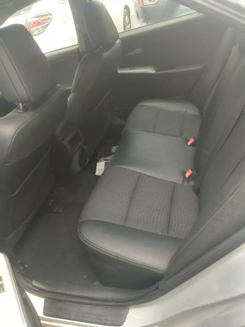 Toyota Camry   - 2012