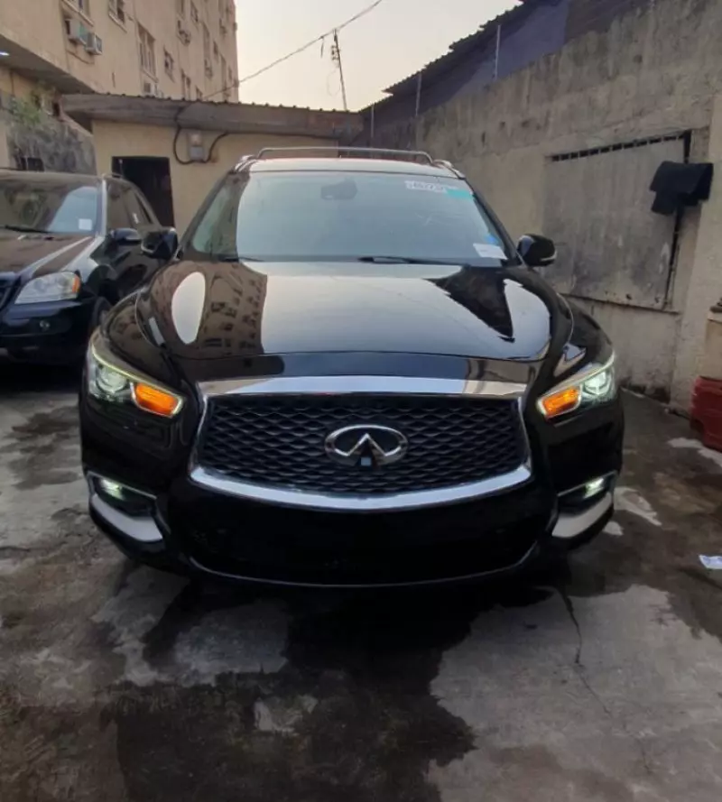Infiniti QX60   - 2016