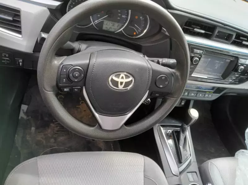 Toyota Corolla   - 2015
