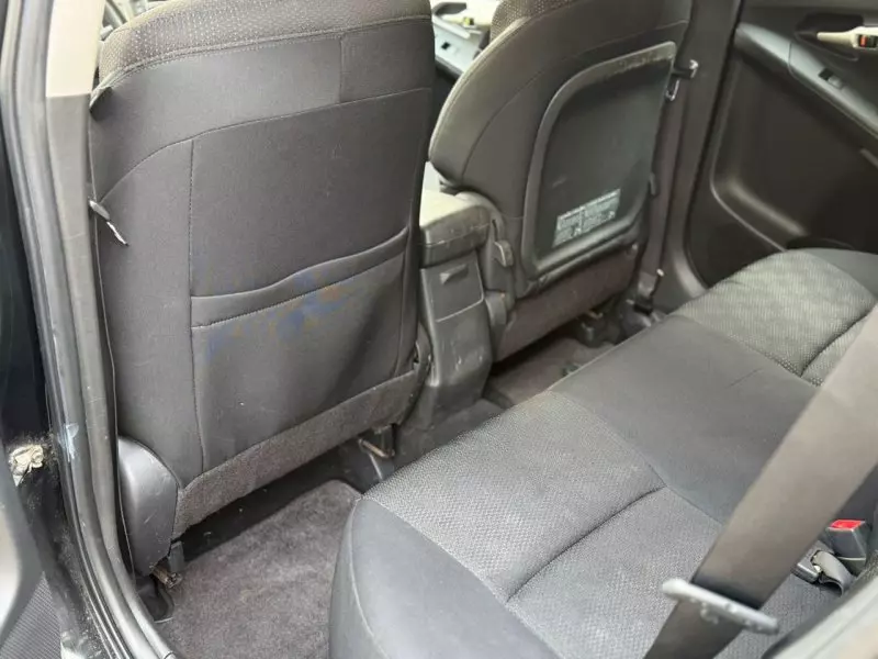 Pontiac Vibe   - 2009