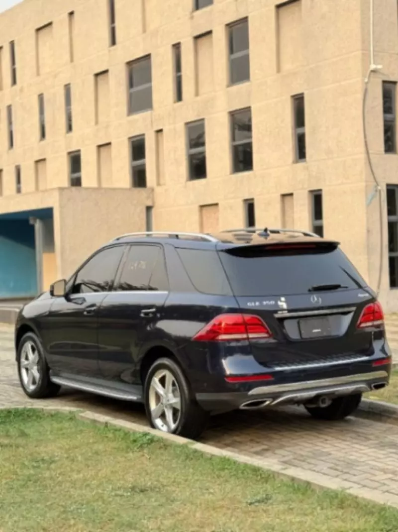 Mercedes-Benz GLE 350