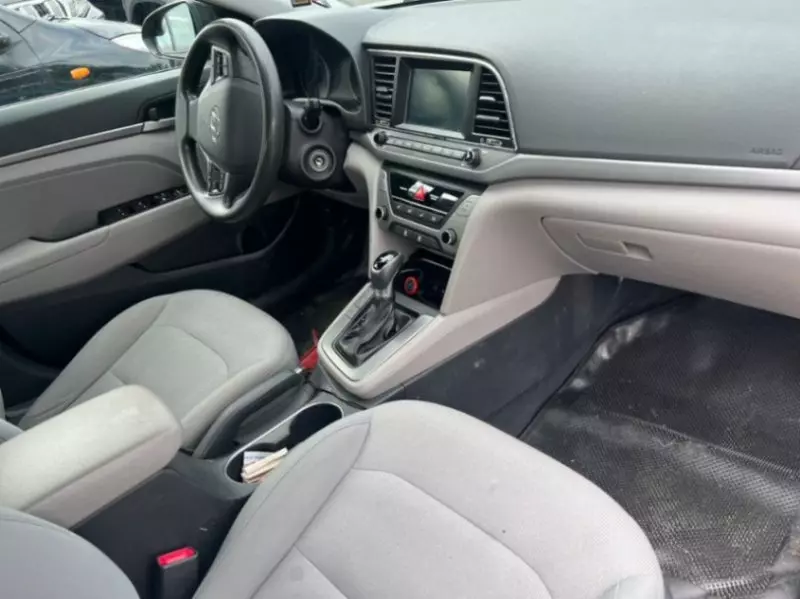 Hyundai Elantra   - 2017