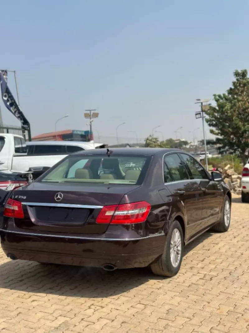 Mercedes-Benz E350